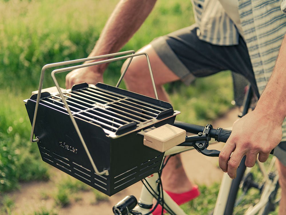 Knister Grill | Kohle | Schwarz | Ausziehbar | Bayern Edition - Knister Grill