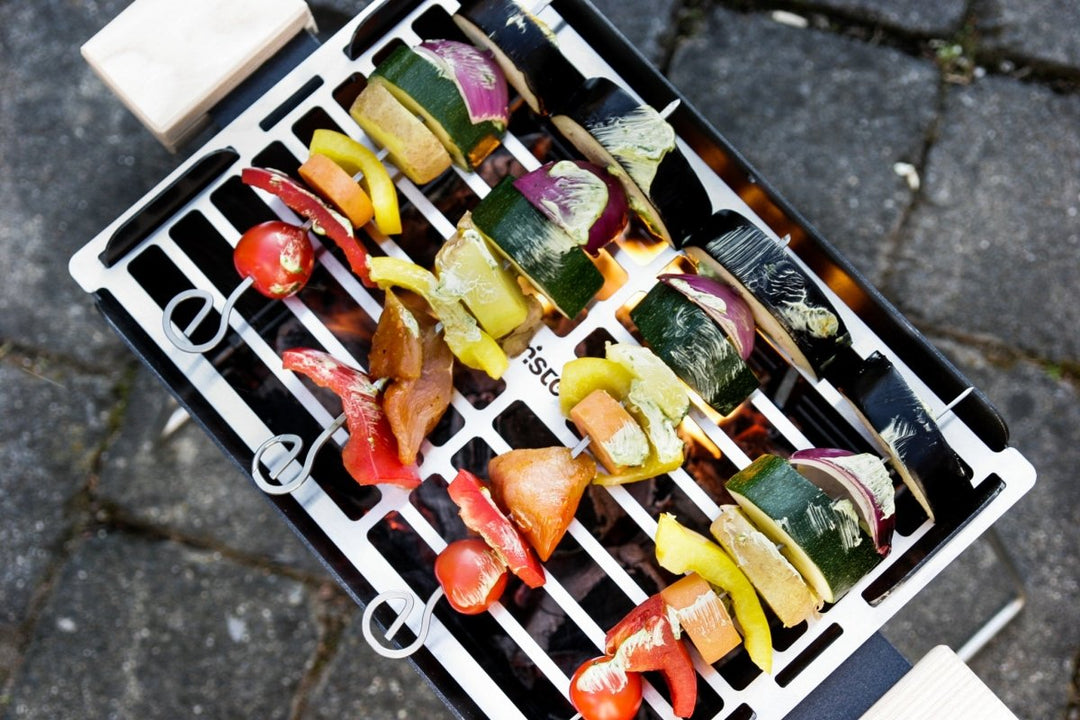 Regenbogenspieße mit Bärlauchbutter - Knister Grill